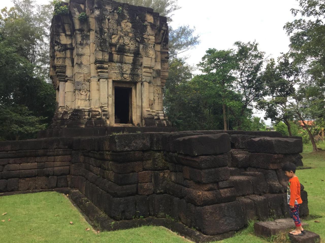 Baan Thung Home Stay Prasat Exterior foto